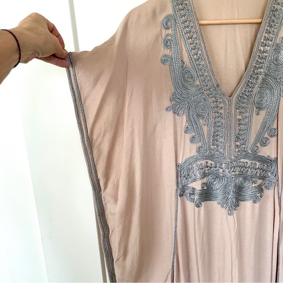 Maison Marrakech London Resort Lounge Kaftan Embroidered beige M/L - Picture 5 of 7